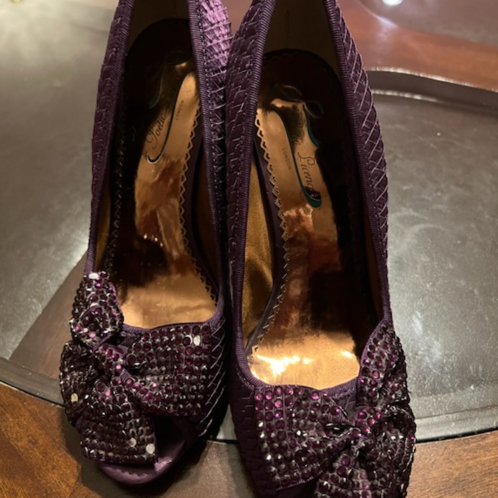 Poetic License heels